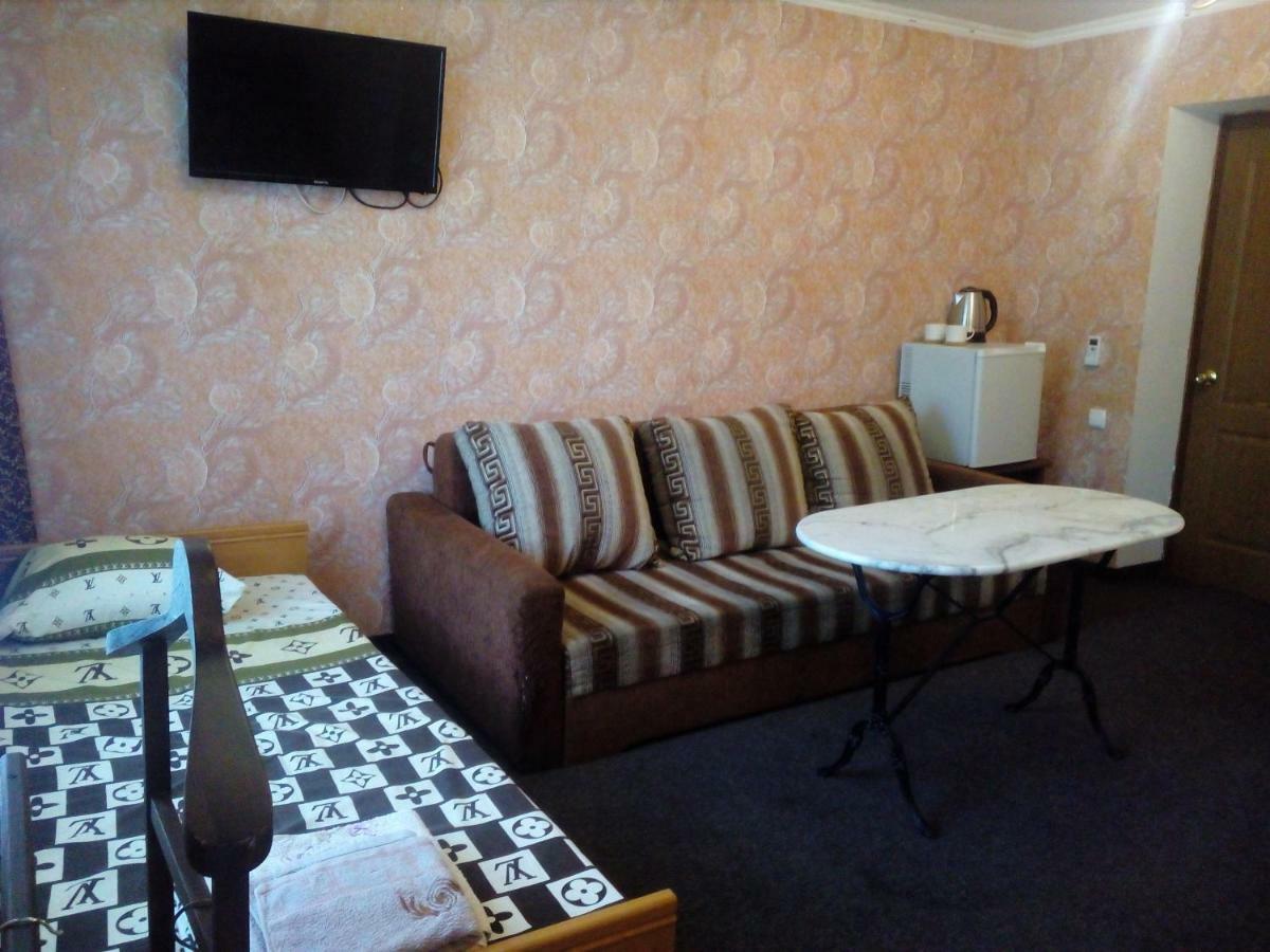 Imperial Hotel Krivoy Rog Kryvyi Rih Exterior photo