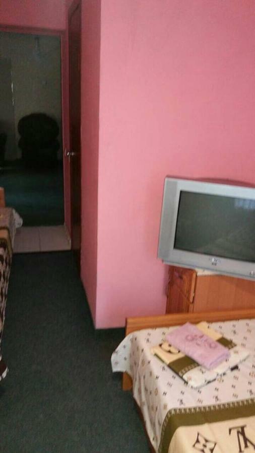 Imperial Hotel Krivoy Rog Kryvyi Rih Exterior photo